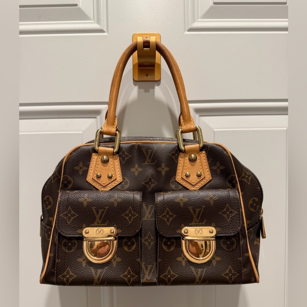Louis Vuitton
LV Monogram Manhattan PM